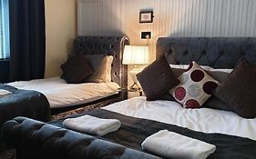 Dundee Terrace - Rooms In The City